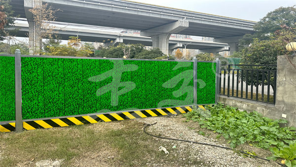 【四川】多雨地区市政施工围墙板如何基础沉降？(图1)