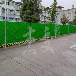 杰交施工围挡在交叉路口的通透式设计怎么做，厂家有案例吗