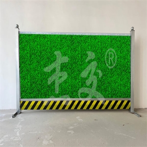 杰交施工围挡在高压线下的安全净距怎么控制，供应商能测算吗